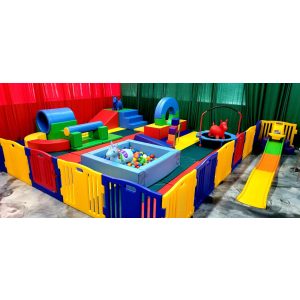 Mighty Munchkins Obstacle- 16’X16′ (18’X18′ required w/gates)