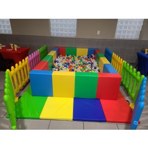 Extra Large Ball Pit (9’X7′) – 11’X11′ space required for set up 2